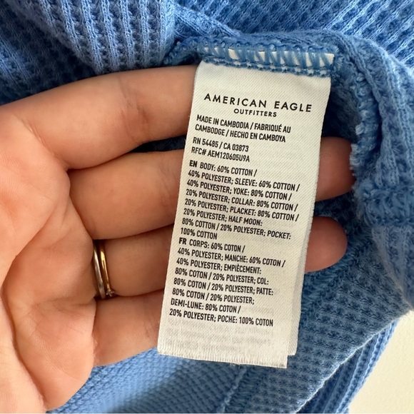 American Eagle Women’s Medium Blue Waffle Knit 1/2 Zip Pullover Sweatshirt - Picture 7 of 8